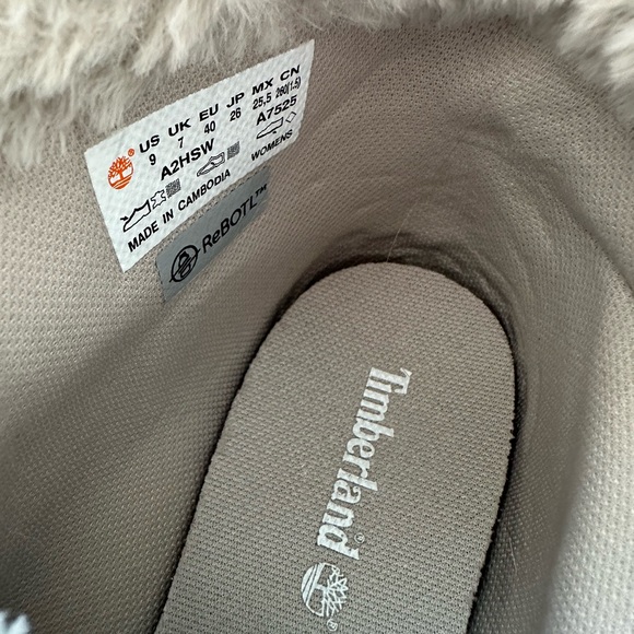 Timberland Boots with Fur Trim - Picture 14 of 14